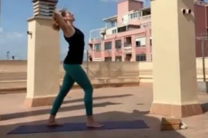 Hátrahajlások, Dhanurászana, túllépni önmagunk korlátain