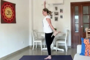 Nataradzsászana, ciklusok a változásban, core stabilizálás, hátrahajlás, váll mobilizálás